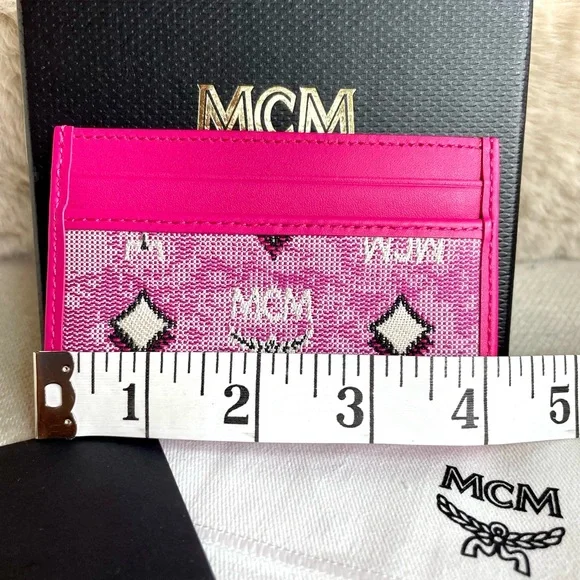 NWTIB MCM PINK CARD HOLDER AND DUSTBAG - Picture 5 of 5